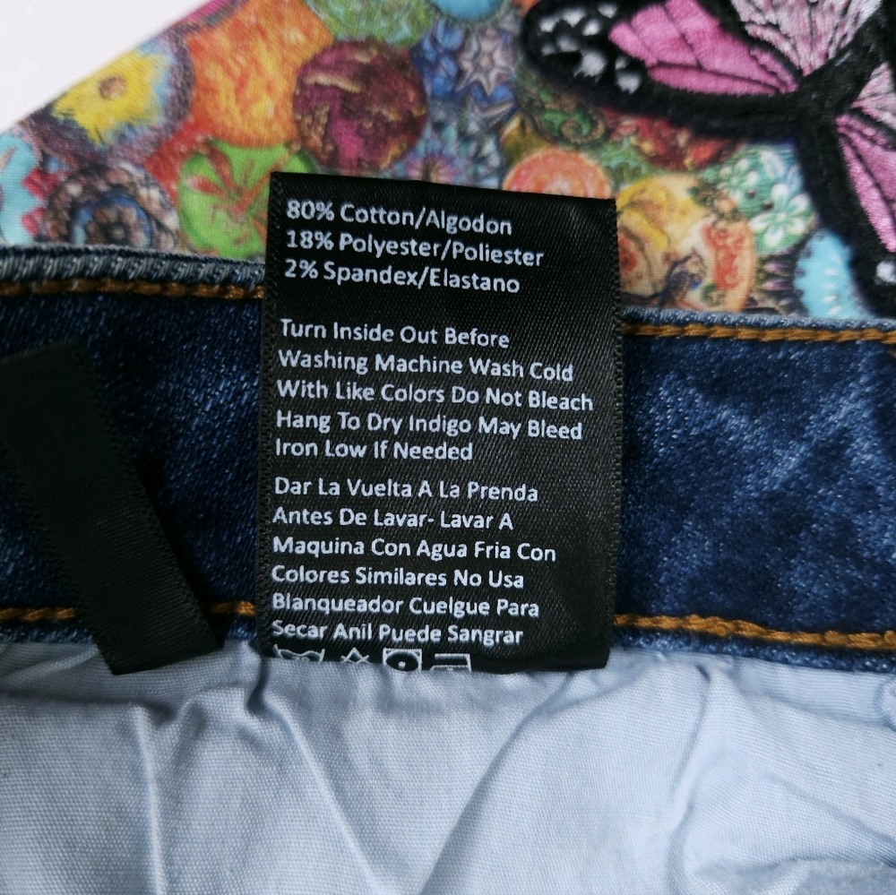 RISEN Los Angeles Flared Blue Jeans Distressed Patched Upcycled Denim Size 26 /3 - Picture 11 of 16